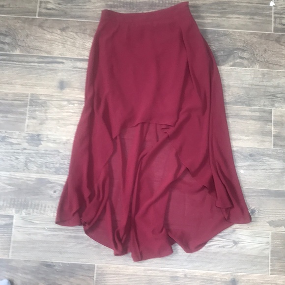 Forever 21 Dresses & Skirts - Burgundy high low skirt
